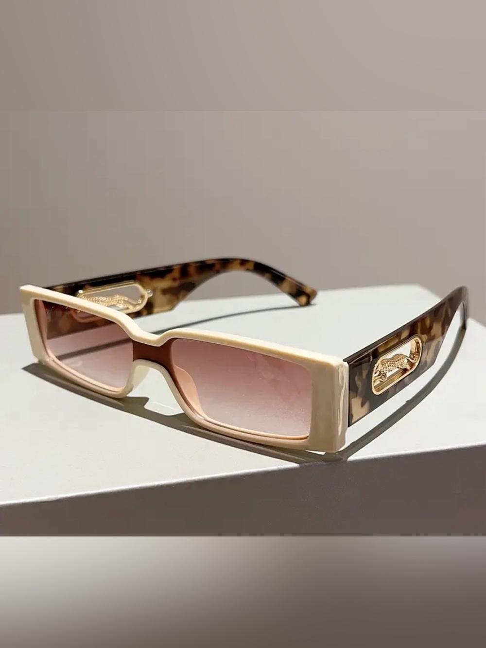 Vintage Style Cream Rectangle Sunglasses with Leopard Arms – New